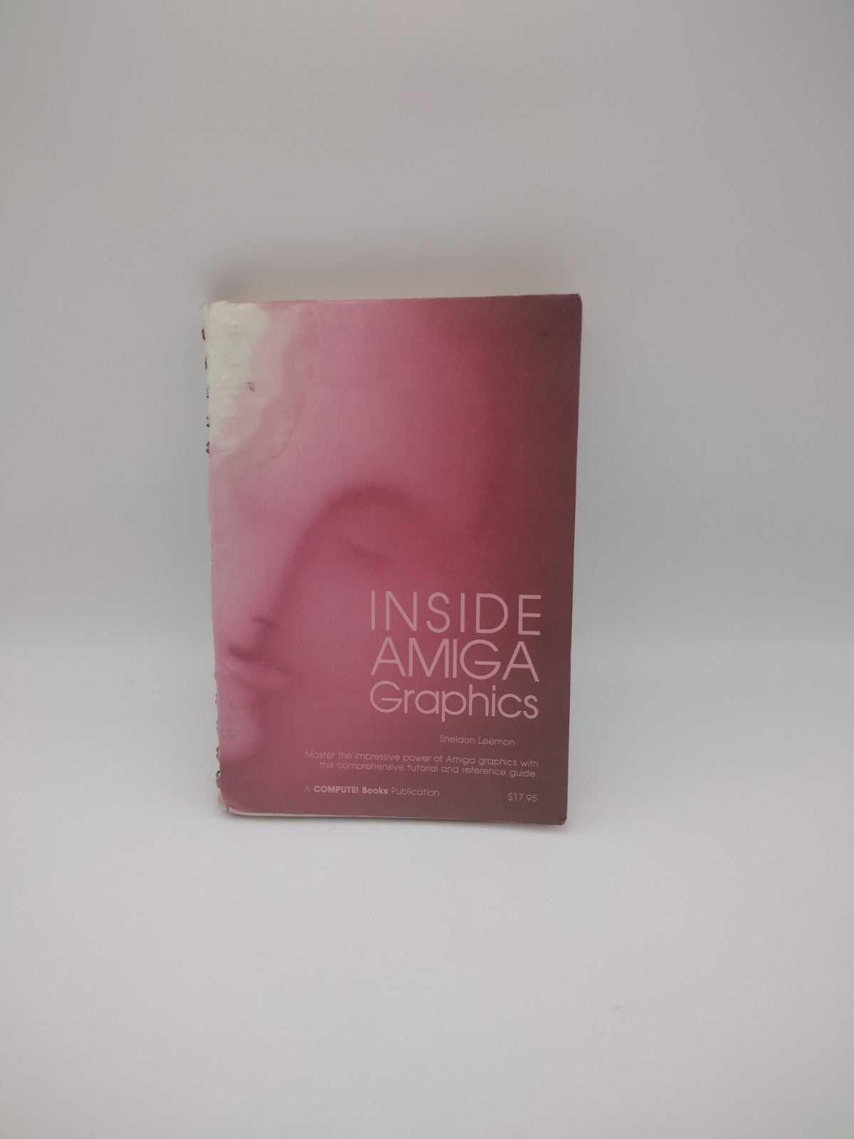 Inside Amiga Graphics - 1986 COMPUTE! Books