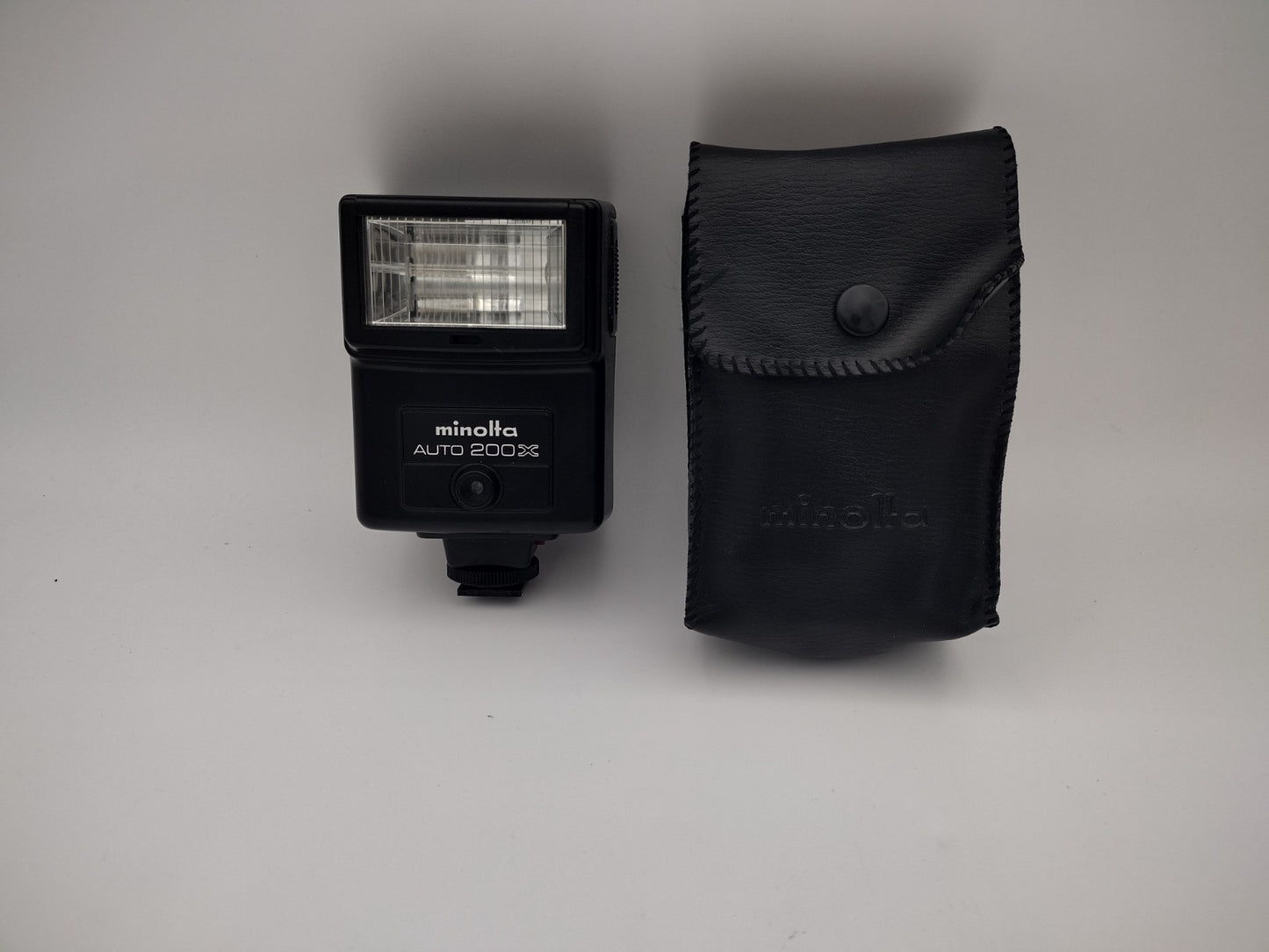 Minolta XG-9, Flash, Converter, Winder, Albinar MC Auto Zoom, Bag